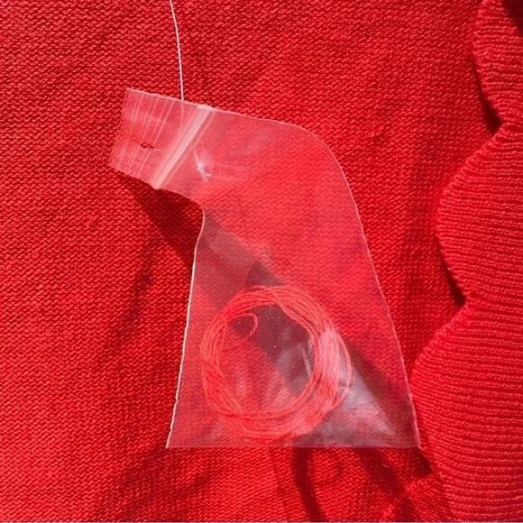 ISAAC MIZRAHI LIVE Cardigan dark pink Button down scalloped edge NWOT size 2X - Picture 3 of 5